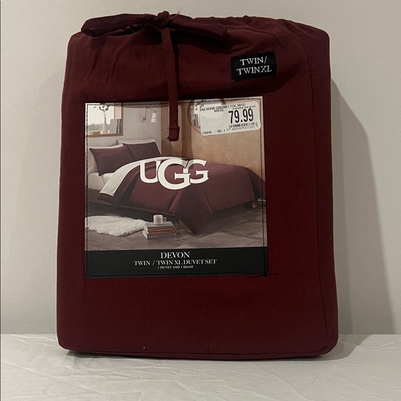 UGG Devon Twin/Twin XL Duvet Set - Deep Burgundy - Picture 1 of 2